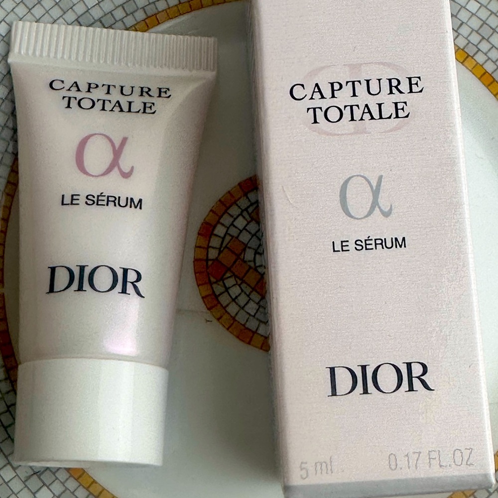 Dior capture total serum NEW